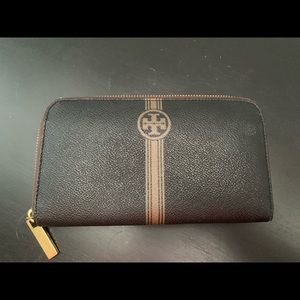 Tory Burch Zip Around Wallet Brown & Black Leather